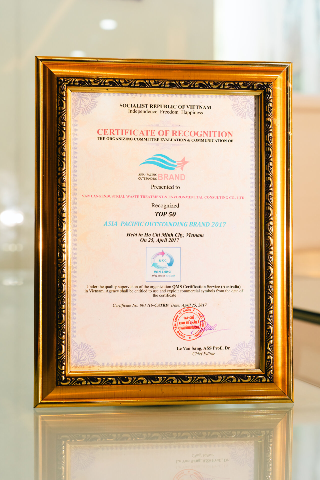 leadership.certifications_title 7